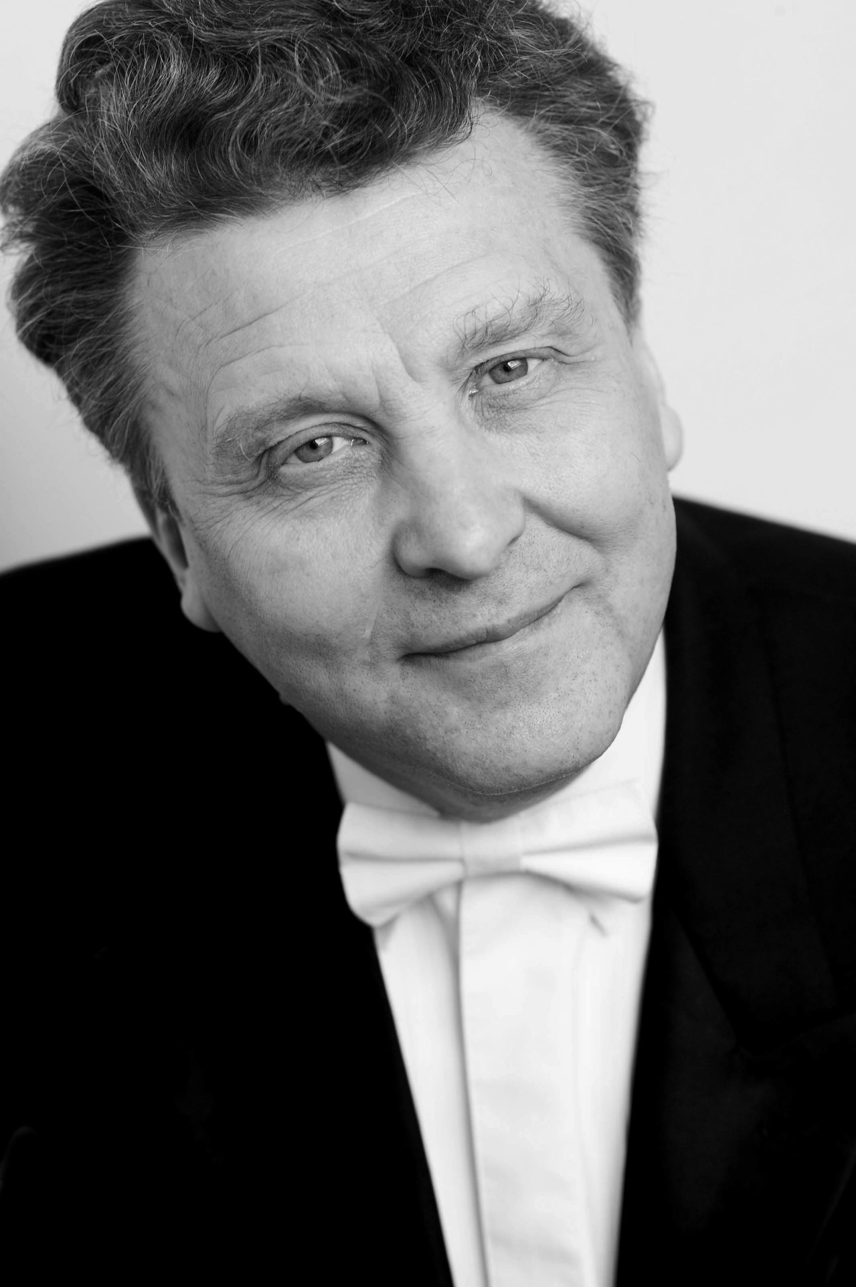 Vassilly Sinaisky
Photo: Marco Borggreve