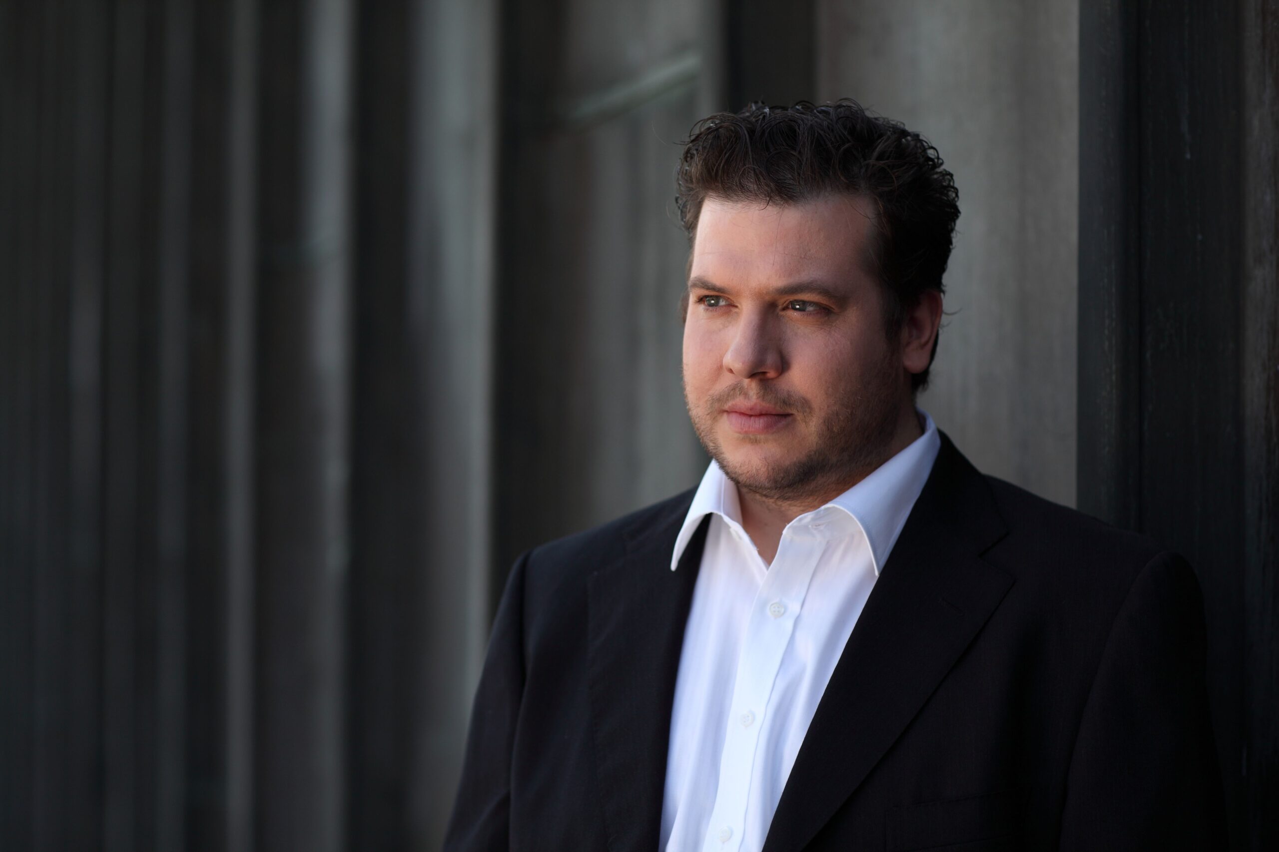 23_12_07 Maximilian Schmitt Portrait 1